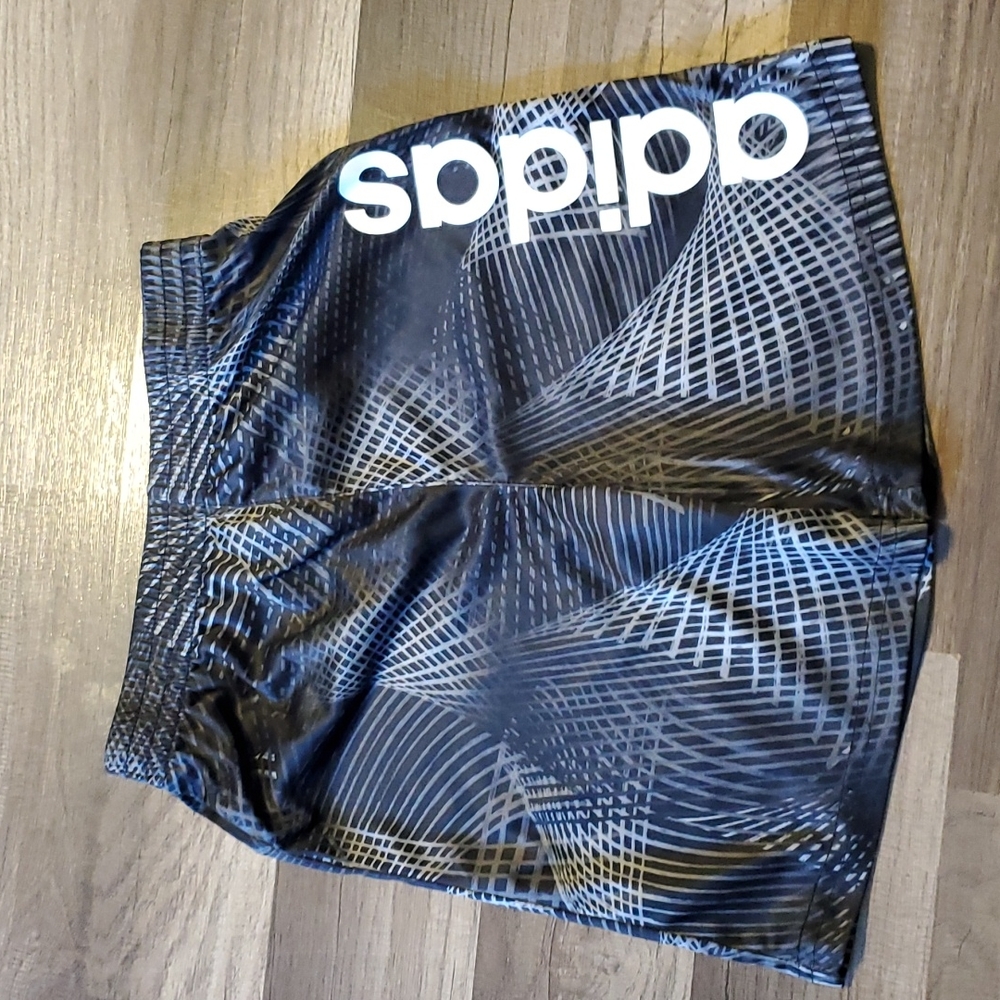 Sz5 Adidas Basketball shorts